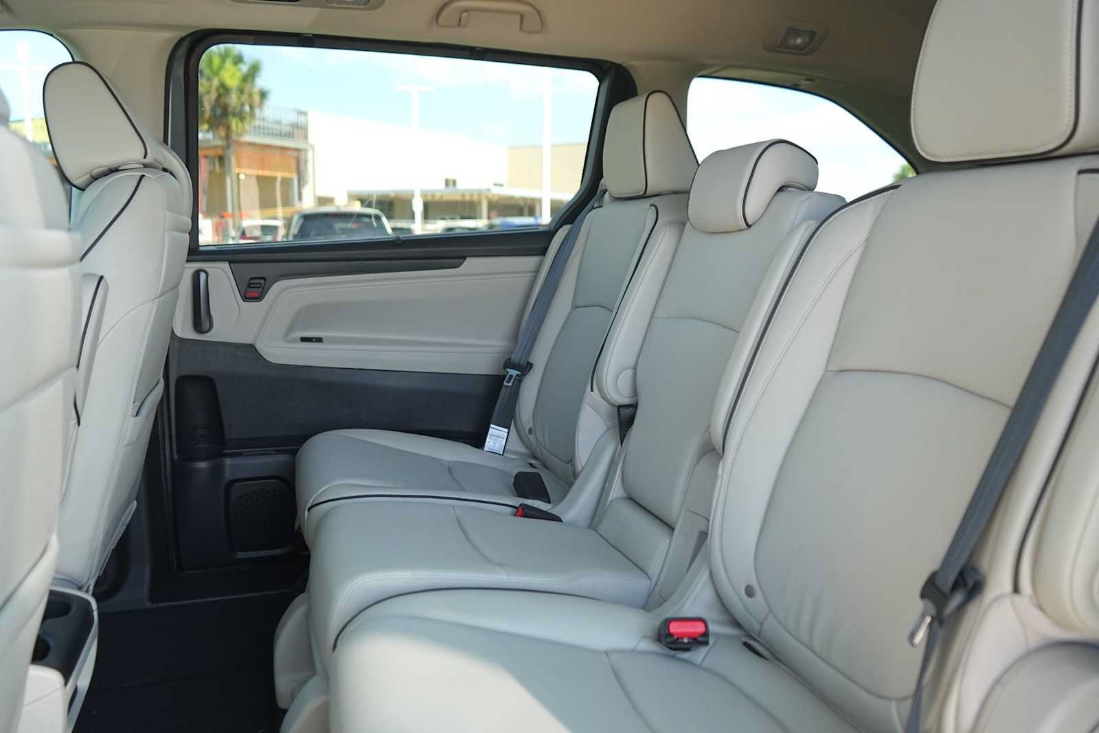 New 2027 Honda Odyssey Touring image 13