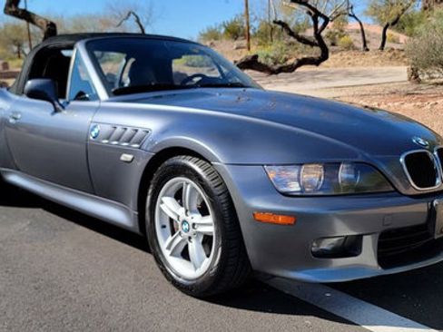 Used 2000 BMW Z3 2.5i image 12