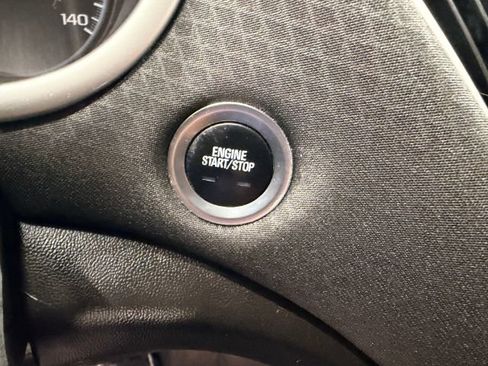 Used 2018 Chevrolet Malibu LS FWD image 25