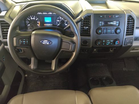 Used 2019 Ford F250 XL w/ Power Equipment Group RWD image 22