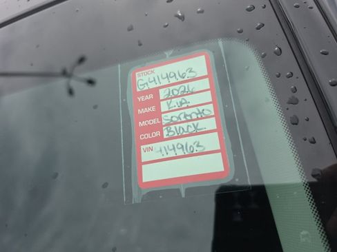 Used 2026 Kia Sorento S w/ S Panoramic Sunroof Package FWD image 8