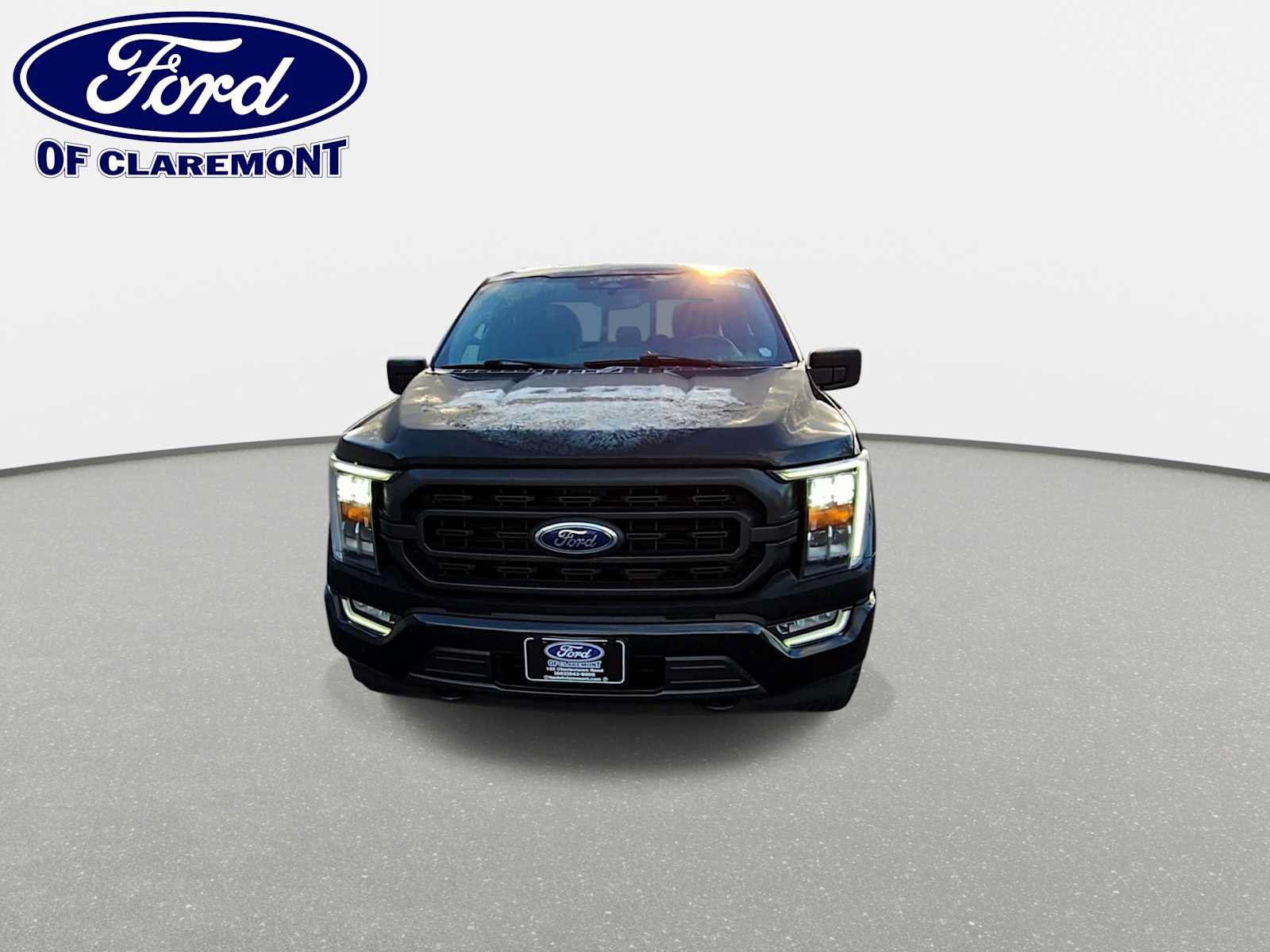 Used 2021 Ford F150 XLT w/ Equipment Group 302A High AWD/4WD image 3