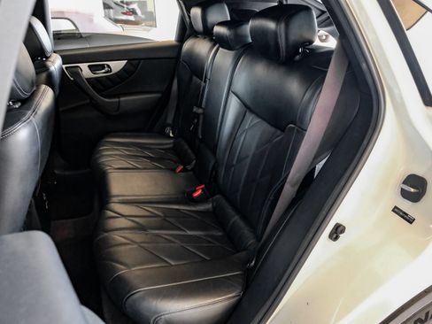 Used 2015 INFINITI QX70 2WD w/ Premium Package image 42