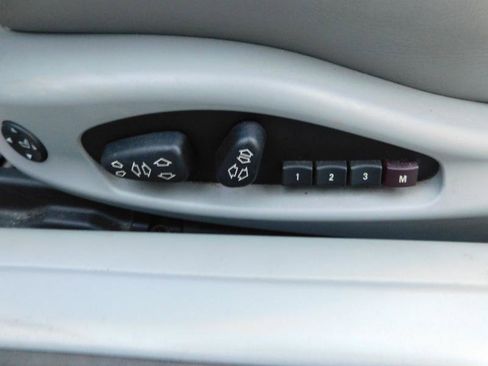 Used 2006 BMW M3 Convertible image 17