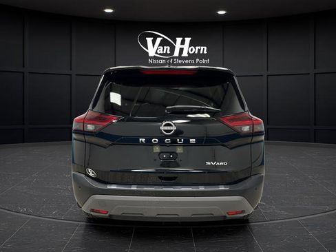 Used 2022 Nissan Rogue SV w/ SV Premium Package AWD/4WD image 4
