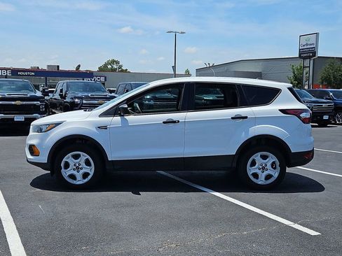 Used 2019 Ford Escape S FWD image 3