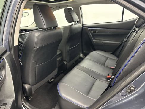 Used 2017 Toyota Corolla XSE image 29