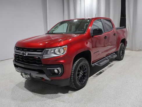 Used 2022 Chevrolet Colorado Z71 w/ Trail Boss Package AWD/4WD image 6