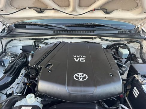 Used 2006 Toyota Tacoma PreRunner RWD image 39