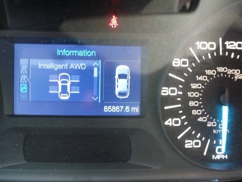 Used 2014 Ford Edge SE AWD/4WD image 15
