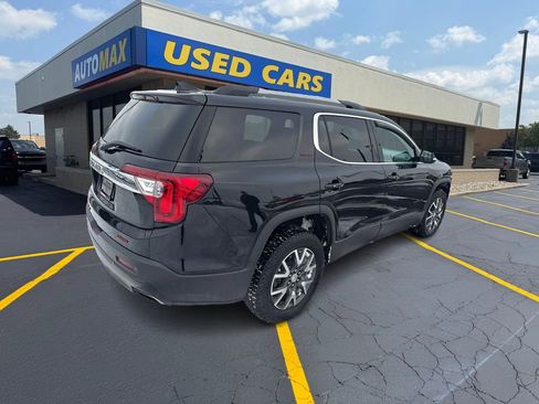 Used 2022 GMC Acadia SLE w/ Driver Convenience Package image 2