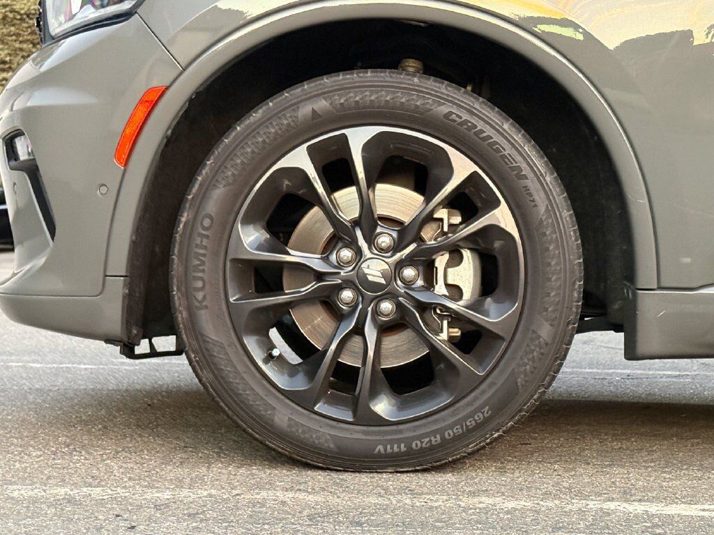 Used 2023 Dodge Durango GT RWD image 5