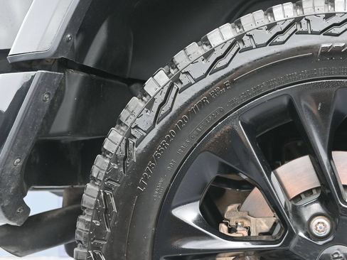 Used 2021 Jeep Wrangler Unlimited Sahara AWD/4WD image 42