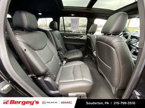 Used 2021 Cadillac XT6 Premium Luxury image 30