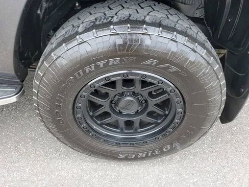 Used 2018 Toyota 4Runner SR5 Premium image 5