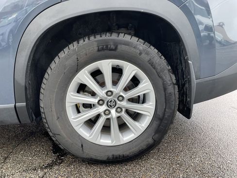 Certified 2024 Toyota Grand Highlander XLE image 10