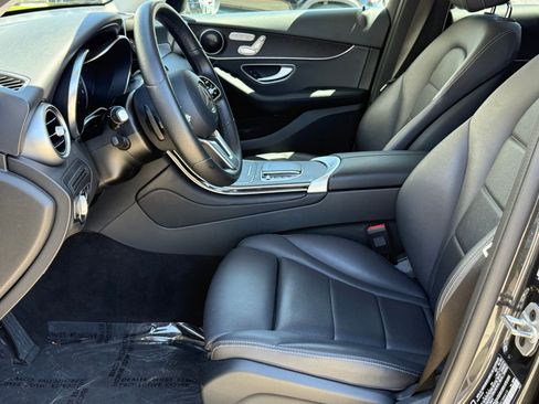 Used 2022 Mercedes-Benz GLC 300 image 27