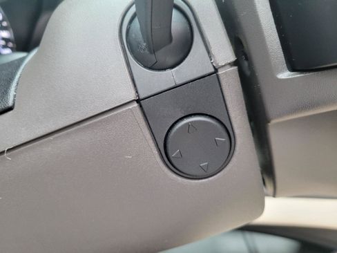 Used 2019 Lincoln MKZ Reserve FWD image 12
