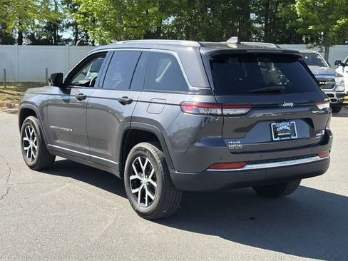 Used 2023 Jeep Grand Cherokee Limited AWD/4WD image 11