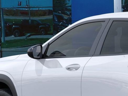 New 2026 Chevrolet Trax RS FWD image 12