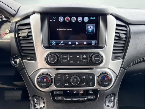 Used 2018 GMC Yukon XL SLT w/ Open Road Package AWD/4WD image 15