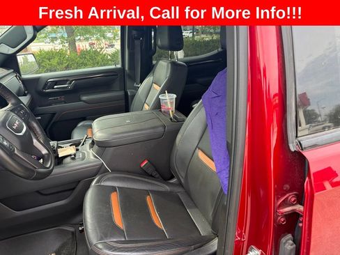 Used 2025 GMC Sierra 1500 AT4 w/ AT4 Premium Package AWD/4WD image 7