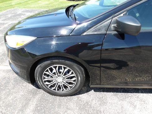 Used 2016 Ford Focus S FWD image 30