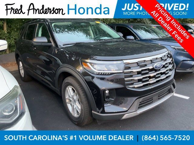 Used 2026 Ford Explorer Active w/ Active Comfort Package RWD image 1