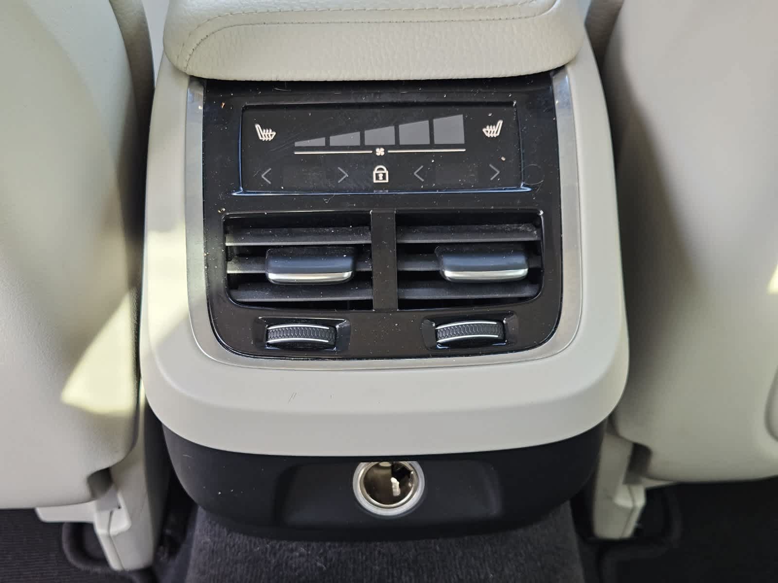 Used 2019 Volvo S60 T6 Inscription AWD/4WD image 28