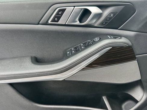 Used 2020 BMW X5 sDrive40i w/ Premium Package image 10