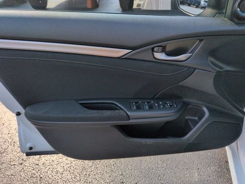 Used 2021 Honda Civic EX image 10
