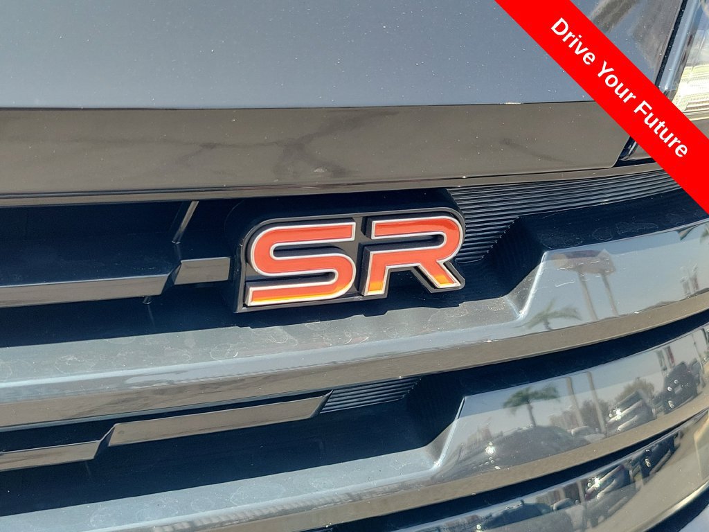 Used 2025 Nissan Kicks SR FWD image 32