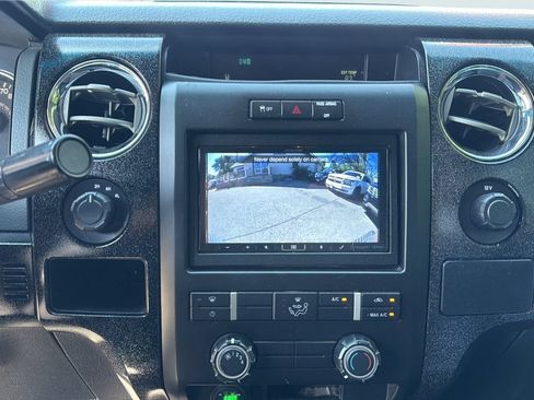 Used 2012 Ford F150 XLT AWD/4WD image 10