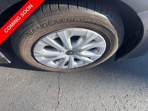 Used 2022 Toyota Prius LE FWD image 15
