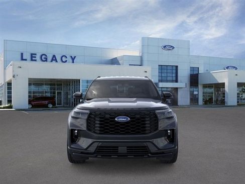 New 2026 Ford Explorer ST-Line w/ ST-Line Street Pack image 6