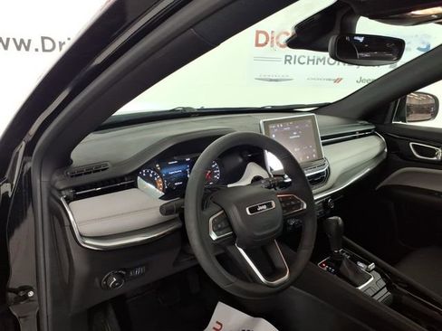 Used 2023 Jeep Compass Limited AWD/4WD image 13
