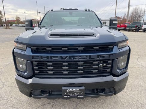 Used 2020 Chevrolet Silverado 2500 Custom w/ Custom Value Package image 8