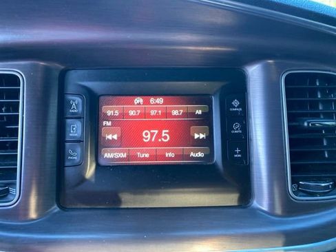 Used 2015 Dodge Charger SE w/ Popular Equipment Group RWD image 12