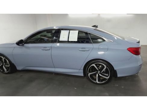 Used 2022 Honda Accord Sport image 6