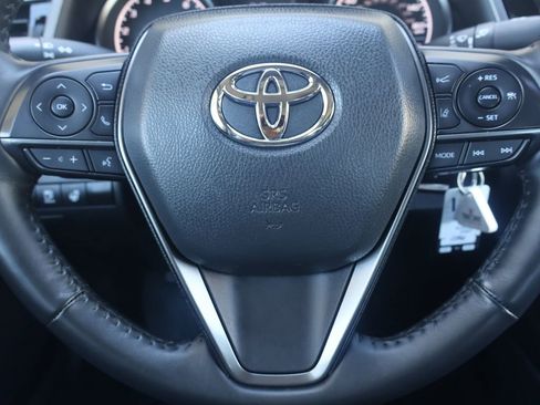 Used 2024 Toyota Camry SE FWD image 13