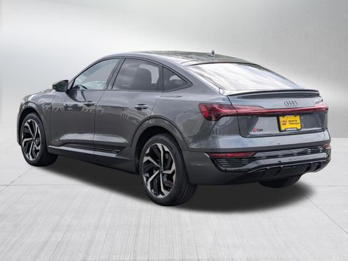 Used 2024 Audi Q8 e-tron Premium Plus w/ Premium Plus Package AWD/4WD image 5