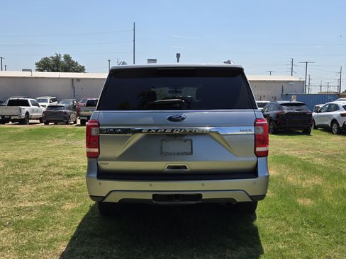 Used 2021 Ford Expedition Max XLT RWD image 5