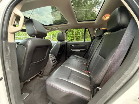 Used 2014 Ford Edge SEL w/ Equipment Group 205A AWD/4WD image 26