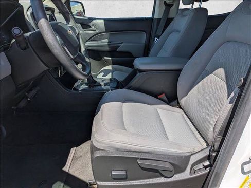 Used 2018 Chevrolet Colorado W/T w/ WT Convenience Package RWD image 14