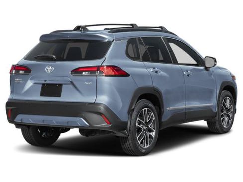 Used 2026 Toyota Corolla Cross XLE FWD image 2