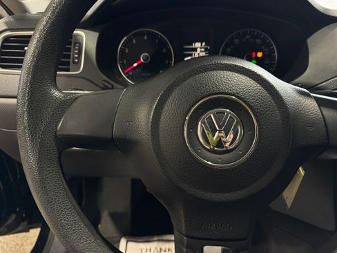 Used 2014 Volkswagen Jetta SE image 14