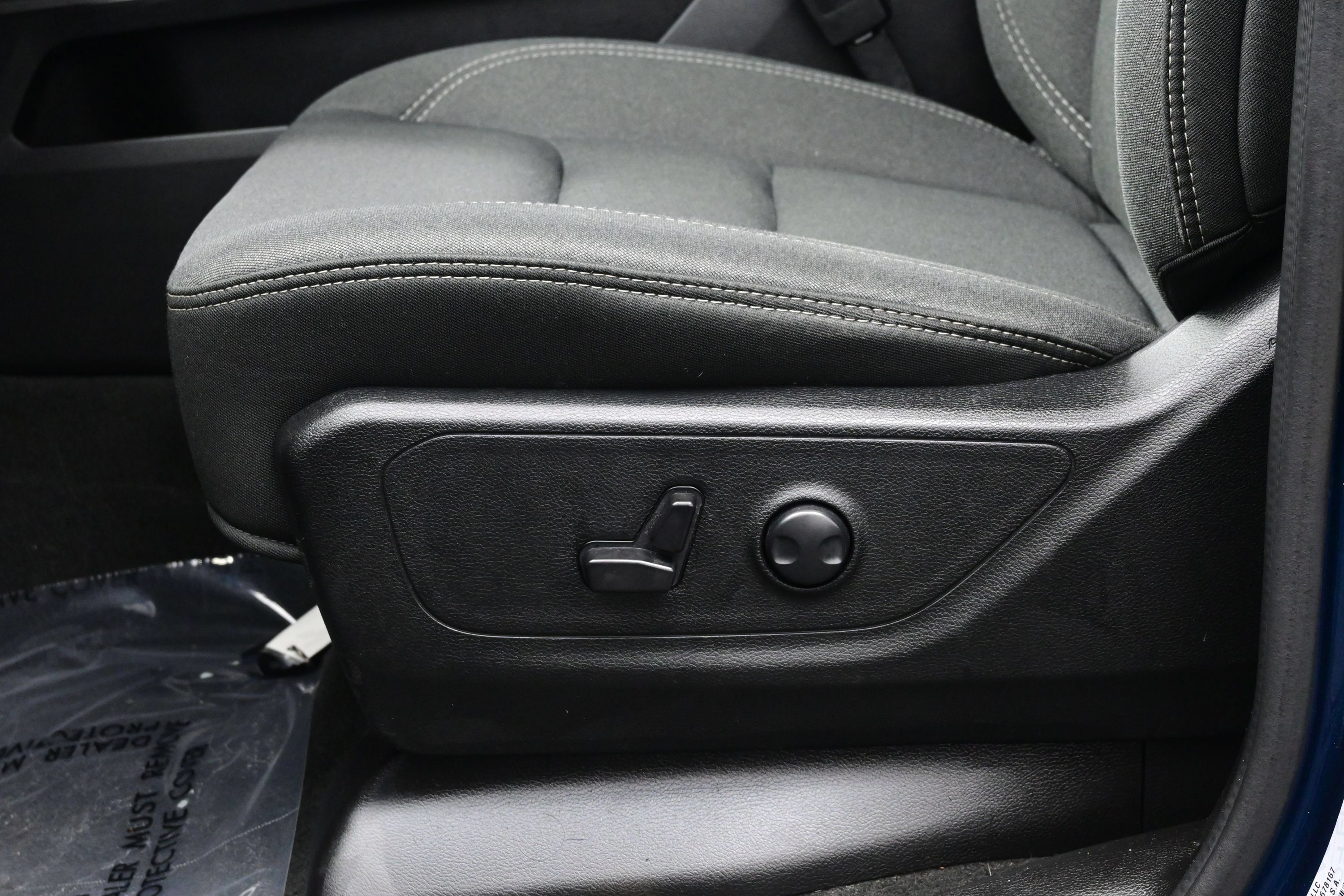 Used 2023 RAM 1500 Big Horn AWD/4WD image 11