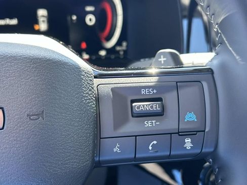 New 2026 Nissan Pathfinder Platinum AWD/4WD image 30