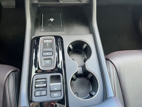 New 2025 Honda Pilot Black Edition image 17