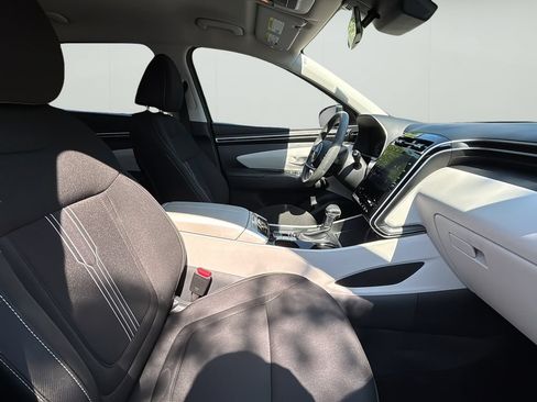 Certified 2024 Hyundai Tucson SEL FWD image 40